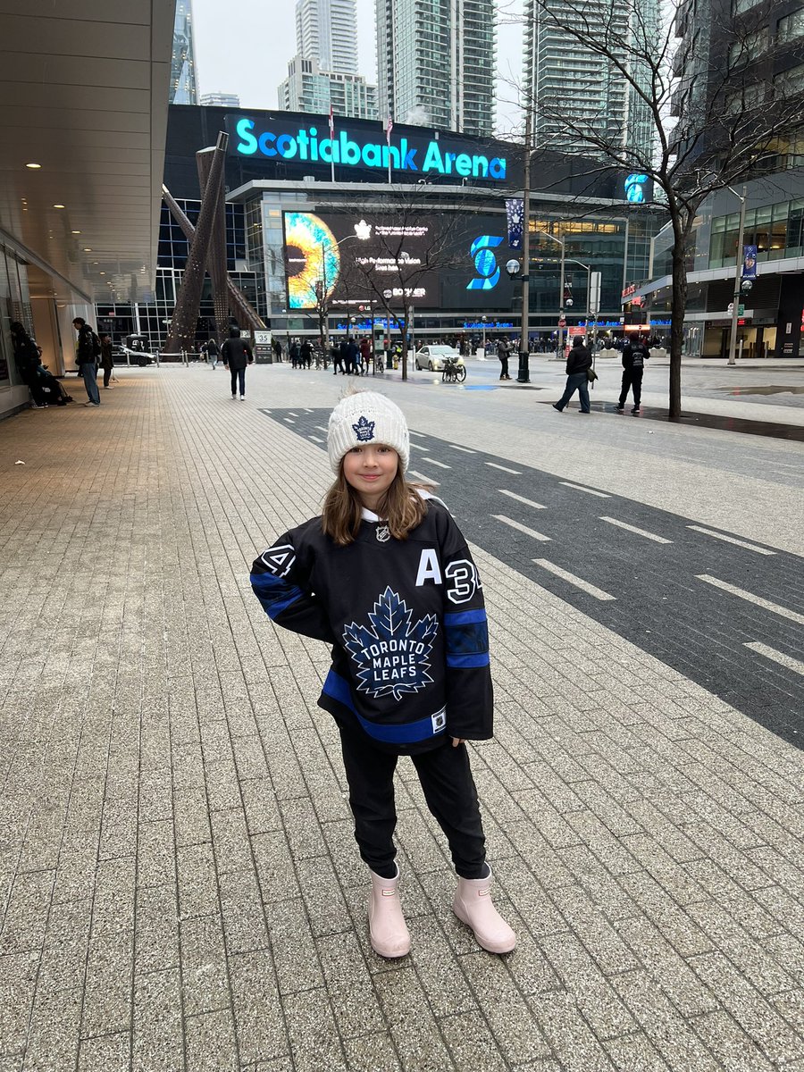 SarahCote89's tweet photo. #leafsforever https://t.co/NrpQciDkTO