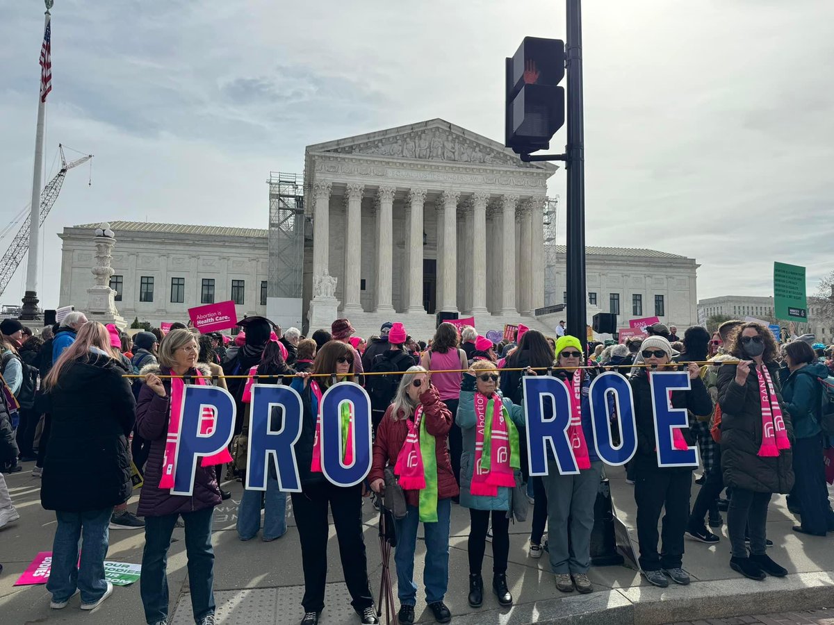 We don’t just write postcards! Some of us rallied for reproductive freedom at the Supreme Court this morning. (Thanks for the snazzy scarves &amp; buttons, <a href="/PPact/">Planned Parenthood Action</a>!)

#AbortionIsHealthcare #AbortionRightsAreHumanRights