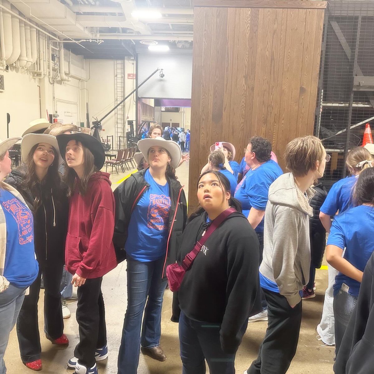 hehschoirs's tweet photo. The backstage Opry Tour was amazing! https://t.co/SDZgTV9Jr4