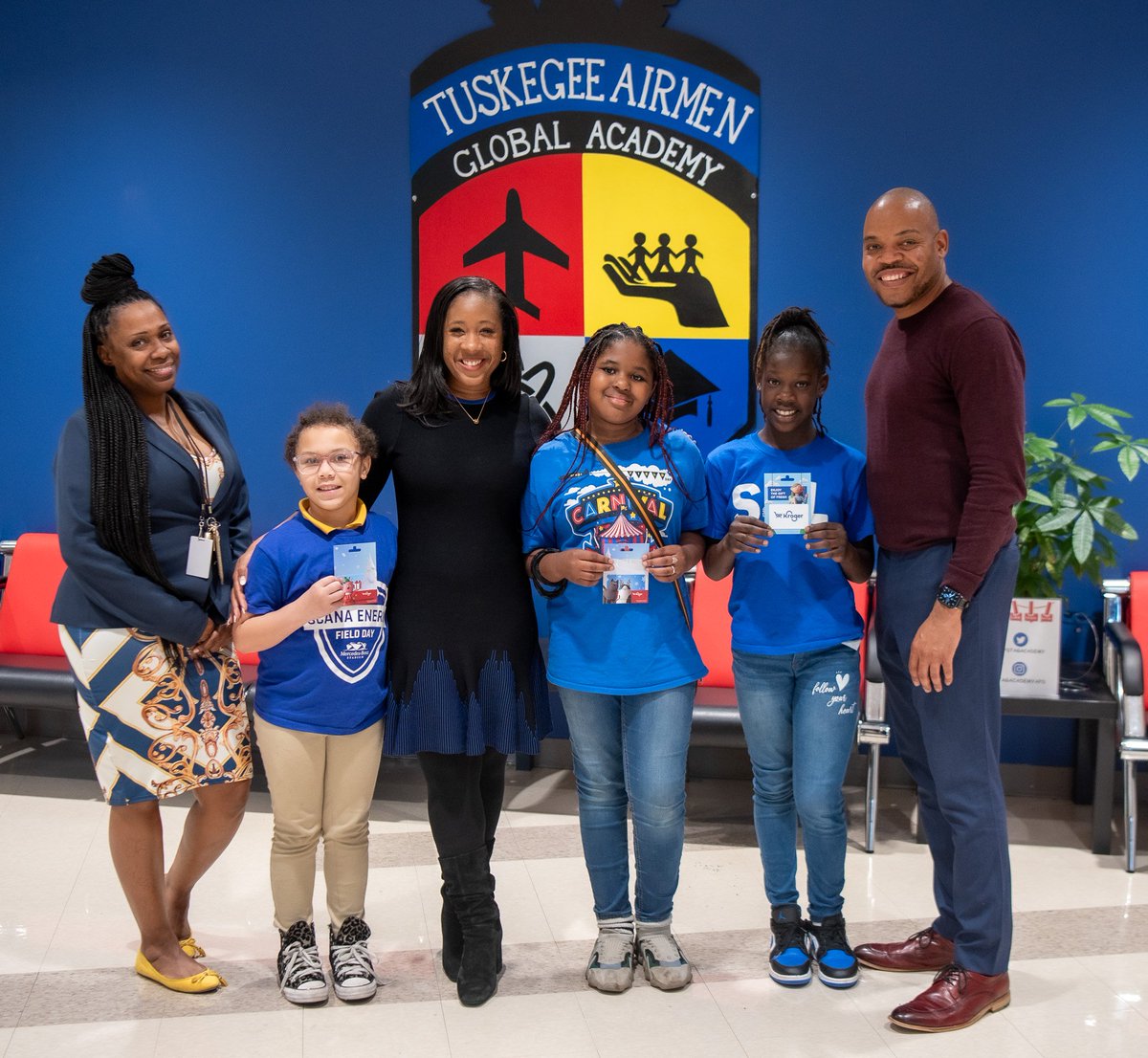 Super excited to see all of our families that came out for the Milestones MasterClass this evening! Our teachers facilitated 'Make It, Take It' sessions that continue the learning & strategies at home #Partnershipiskey #Buildingthebridge @APSTAGAcademy @EducatorBowden @marcopitts