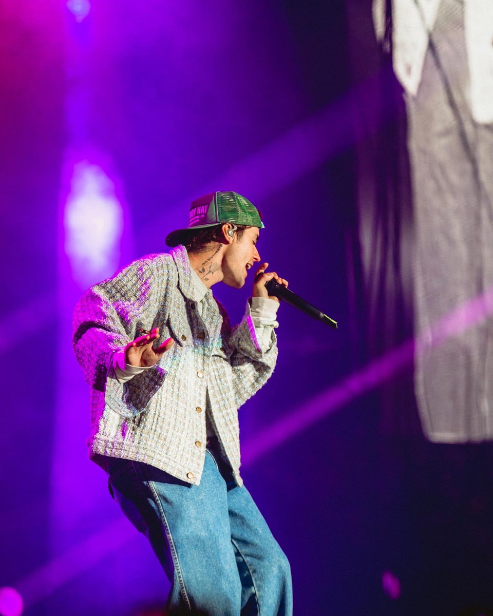 Capturesbyseth tweet media