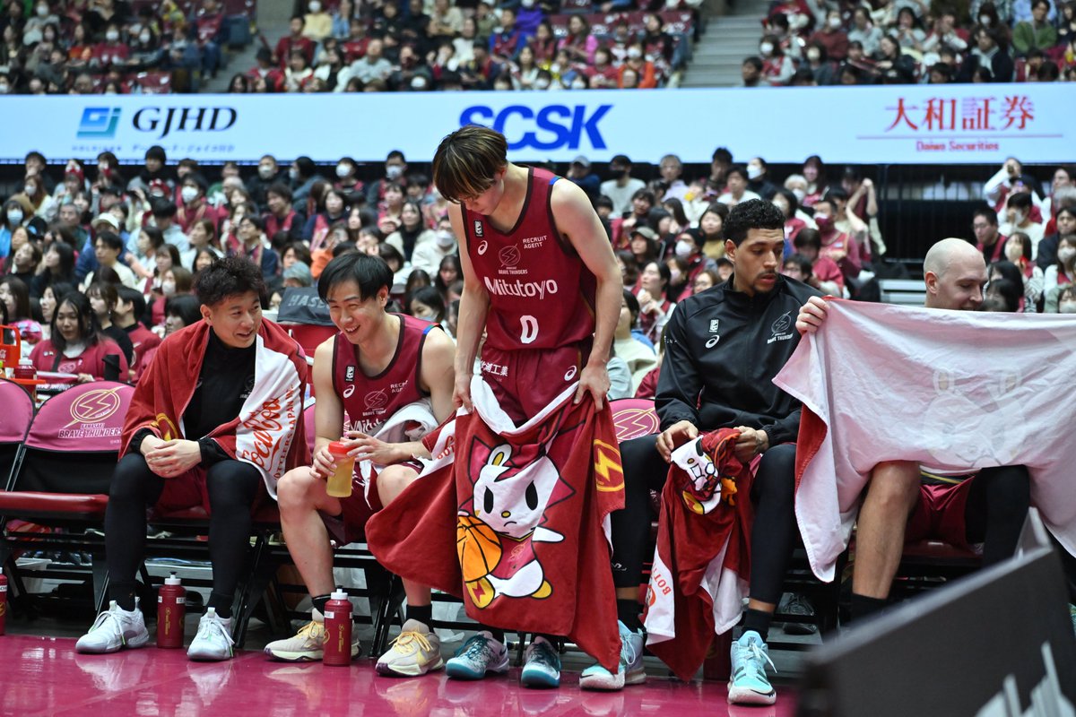 本日、受注最終日📣／ 選手が試合中に使用していた #ロウル ベンチ