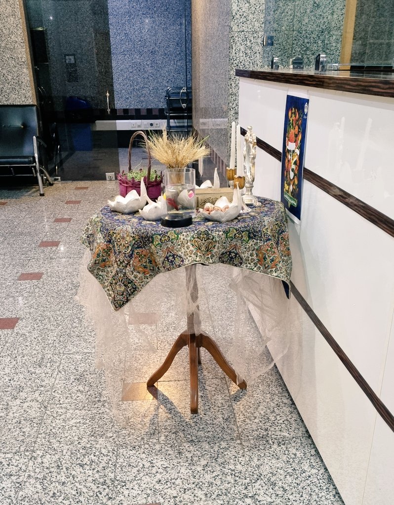 اولین روز کاری ۱۴۰۳
ثابت کرد که میشه از چهارشنبه هم شروع کرد...