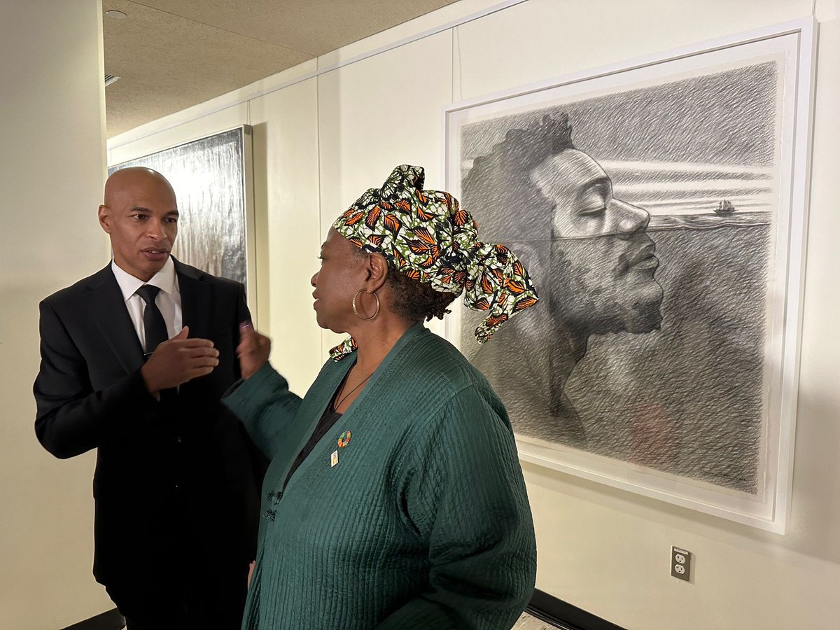 unfpachief's tweet photo. Astounding portrayal by artist Donovan Nelson of the self-emancipation protest by enslaved Africans at Igbo Landing in 1803 off US Georgia coast.
Exhibition at UNHQ this week as we 
#RememberSlavery #endracism
Hosts: @UNFPA @UN
Curator: Omo Misha
Photos: https://t.co/bgslhNXzbw https://t.co/LnCyu9y487