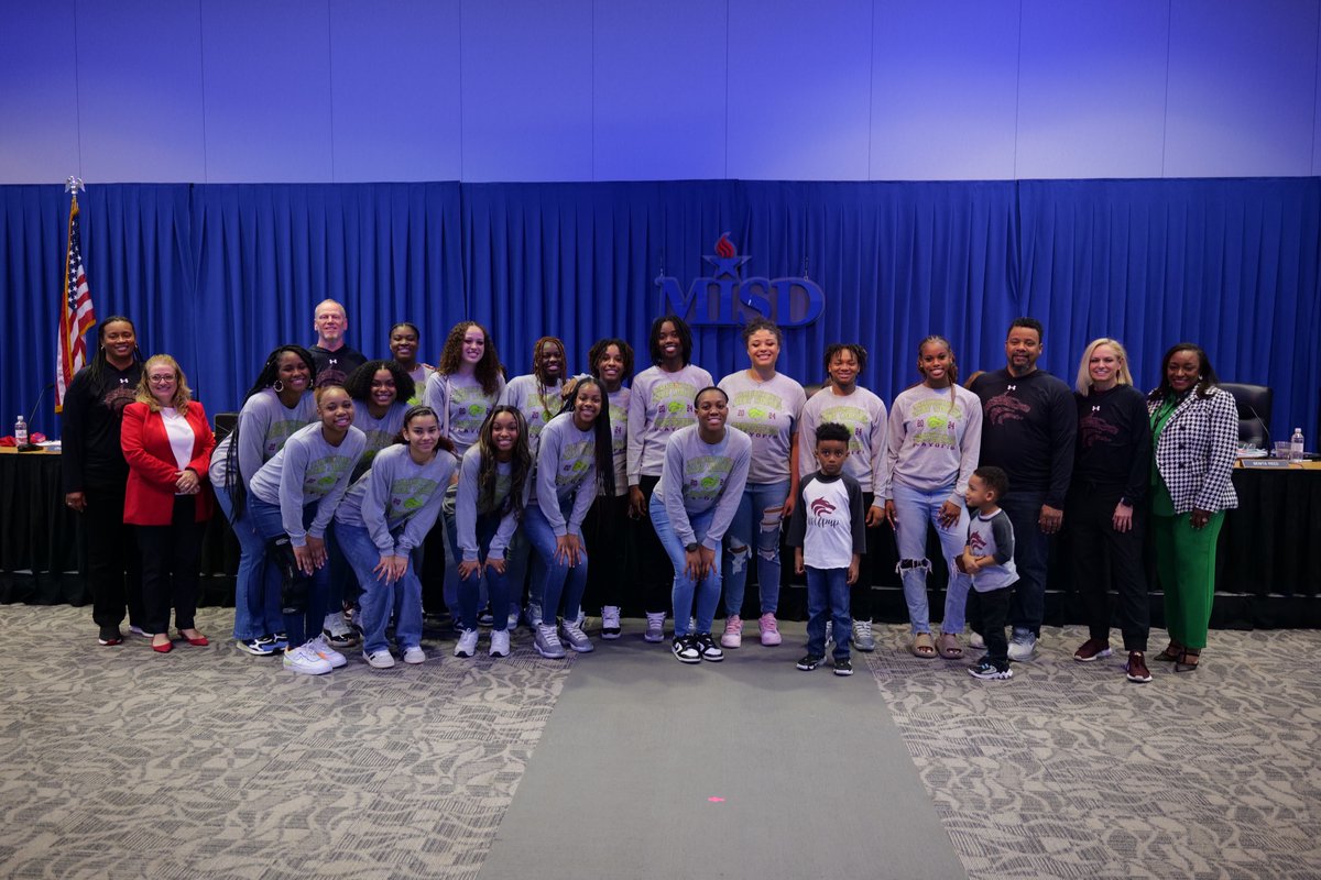 mansfieldisd's tweet photo. Tonight, the Timberview High School girls basketball team was recognized at our regular board meeting for advancing to the state tournament & state finals. Congratulations to the athletes, coaches, and faculty involved for this achievement! 🏀🎉 https://t.co/596uZ3X7r1