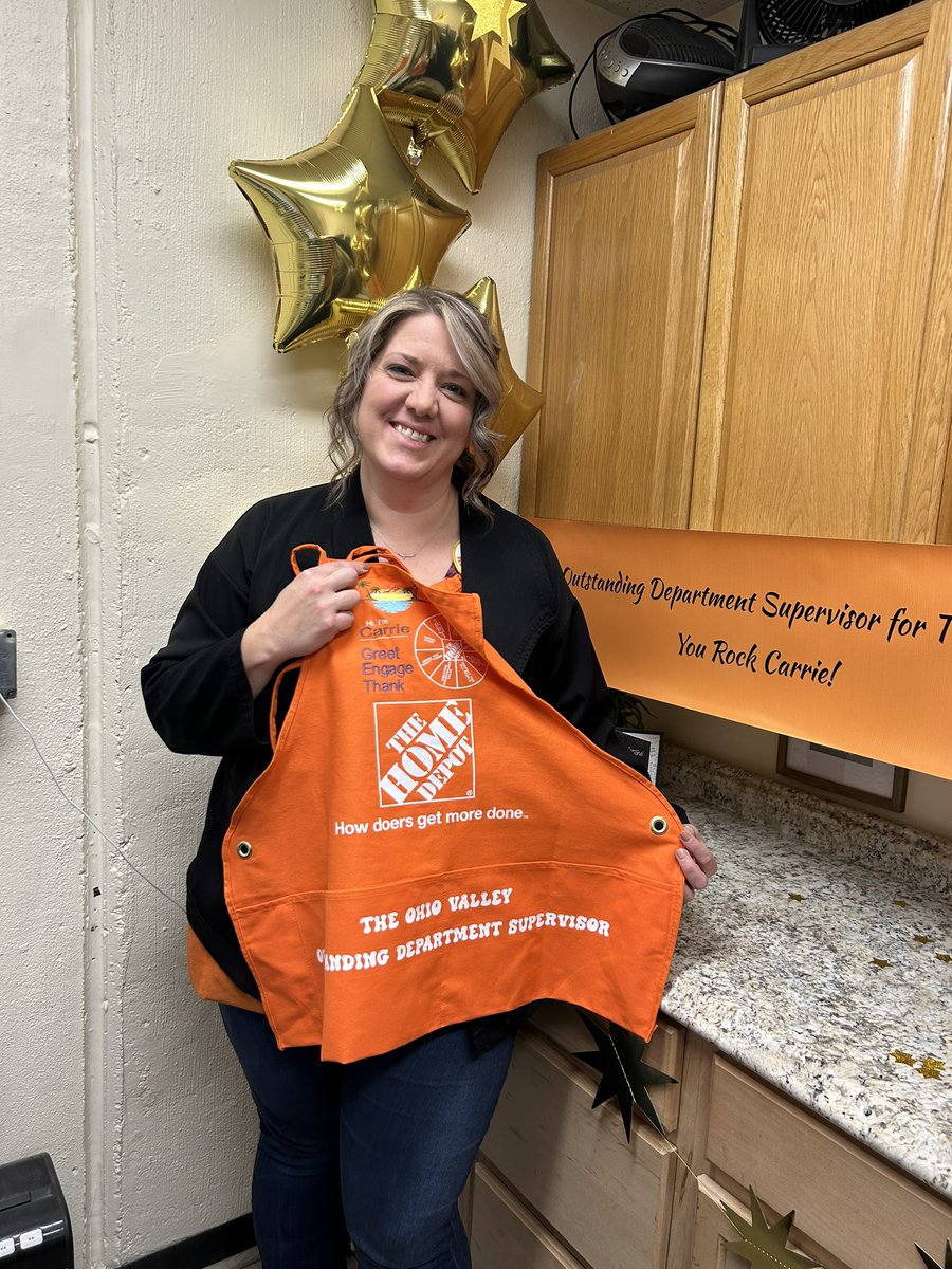 Congratulations to Carrie for being selected as Outstanding Department Supervisor for The Ohio Valley. She is one of 23 in the company to have won this award. Very well deserved!! You Rock Carrie!!