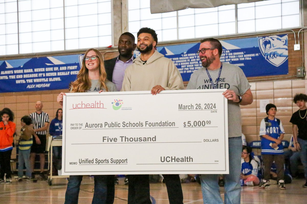 Two APS Unified teams got a surprise coach today - Jamal Murray! @BeMore27 took turns coaching North & Aurora Hills middle schools. The students were ecstatic! After the game, @uchealth donated $5K to APS for Unified sports equipment and Murray matched it!!🤯🫶🏀#unifiedsports