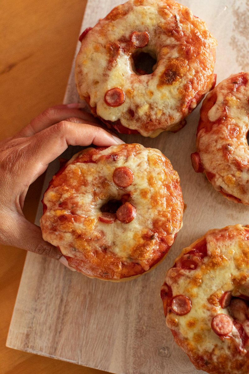 We warned you it was a flavour explosion! The #PizzaDonut is taking taste buds by storm. Have you tried yours yet?

#MamaSDonuts #SweetandSavory #LimitedEdition #GetReadyToDoughThis #FoodieLove