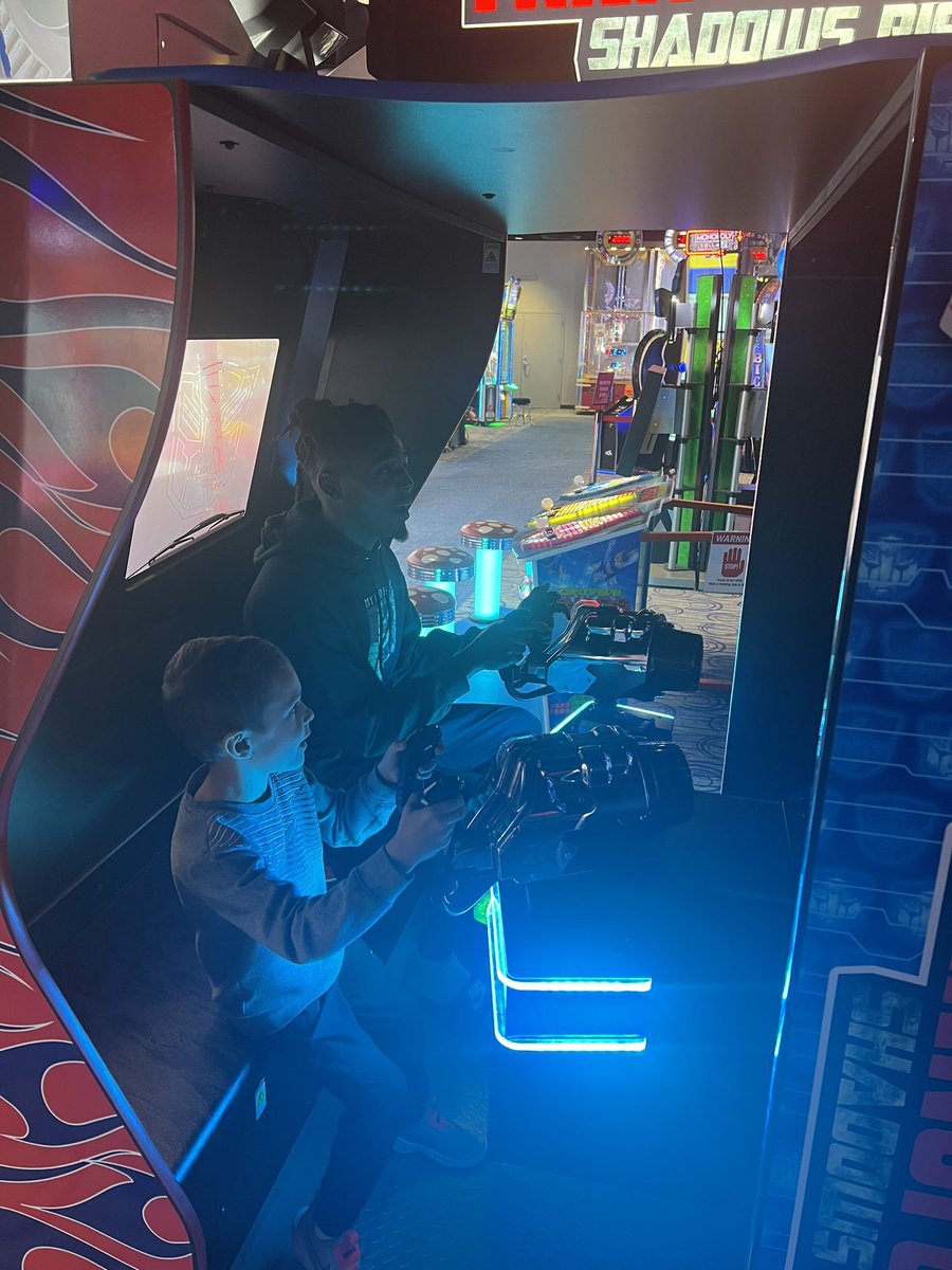 k_icee's tweet image. 3 attachments from today #Greatvibes #ImthankFul #Gamer