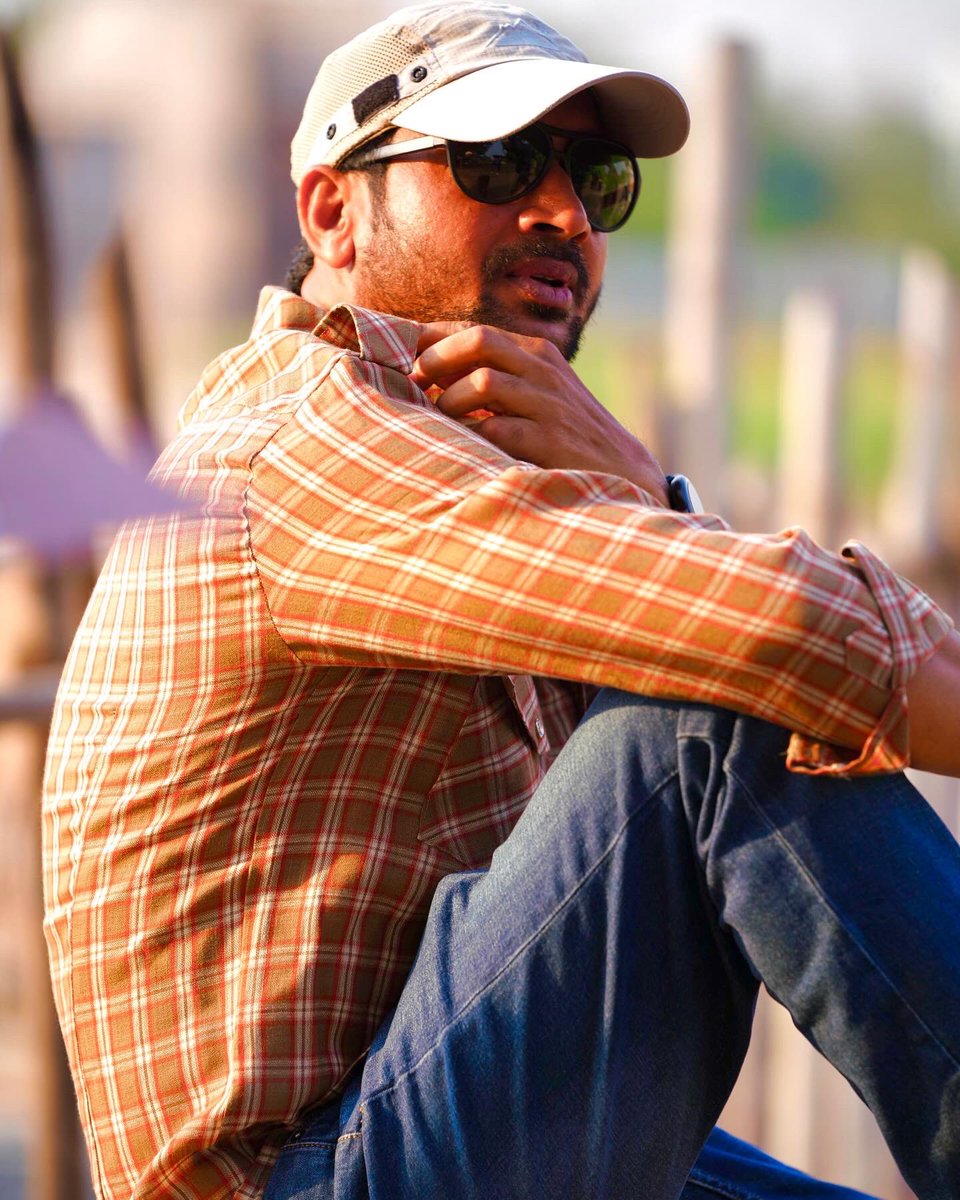 dop_bala's tweet photo. Life is simply a collection of memories, but memories are like star light... They live on Forever!! “Don’t be serious, Be happy”🤘 https://t.co/TT0C42hqxw