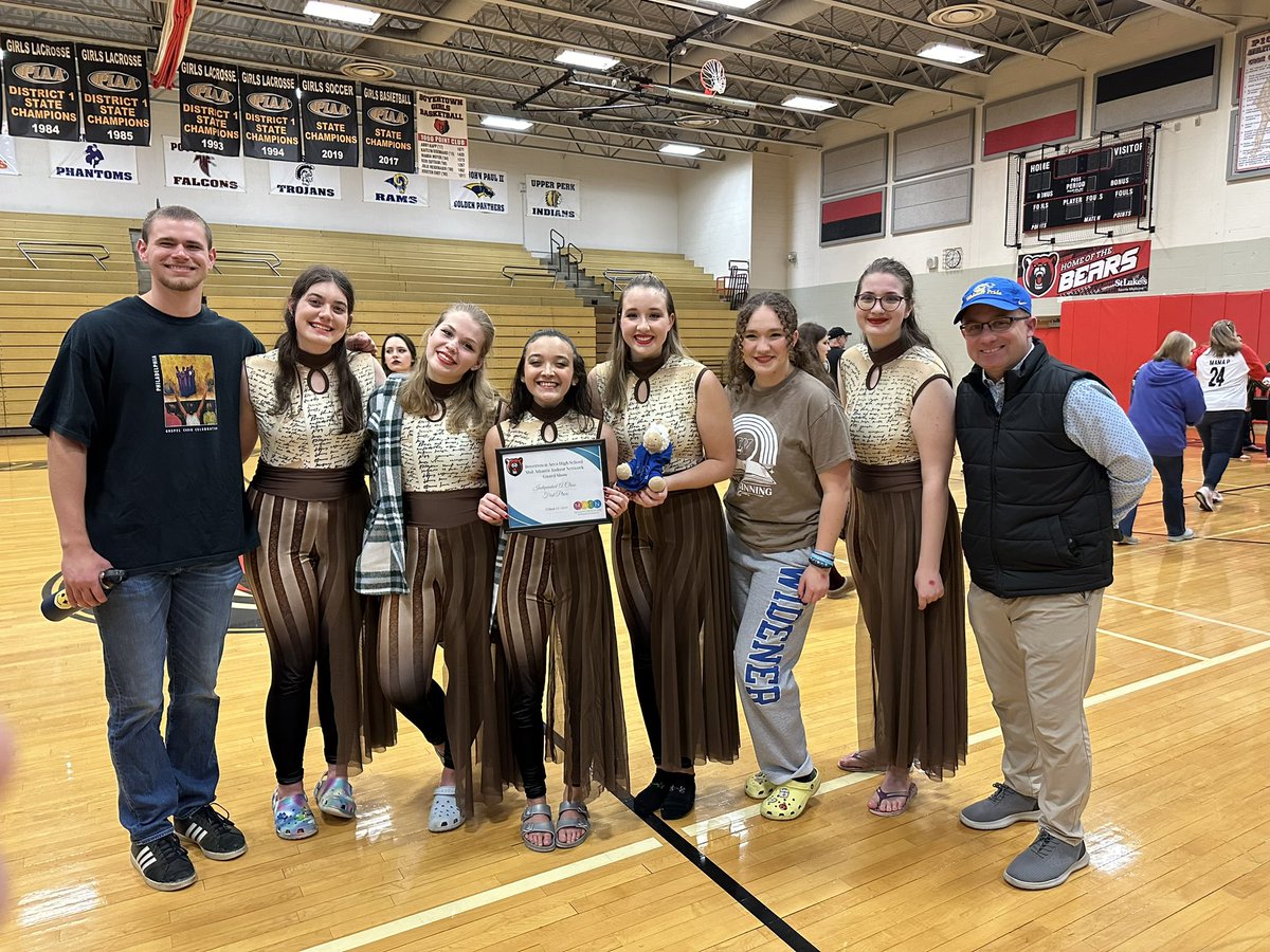 Iain_Moyer's tweet photo. #widenerweekend incredible turnout for Admitted Students Day…a solid show from Widener Color Guard…a fabulous performance by John Vanore + Abstract Truth #wideneruniversity https://t.co/Hvz12YI5o8
