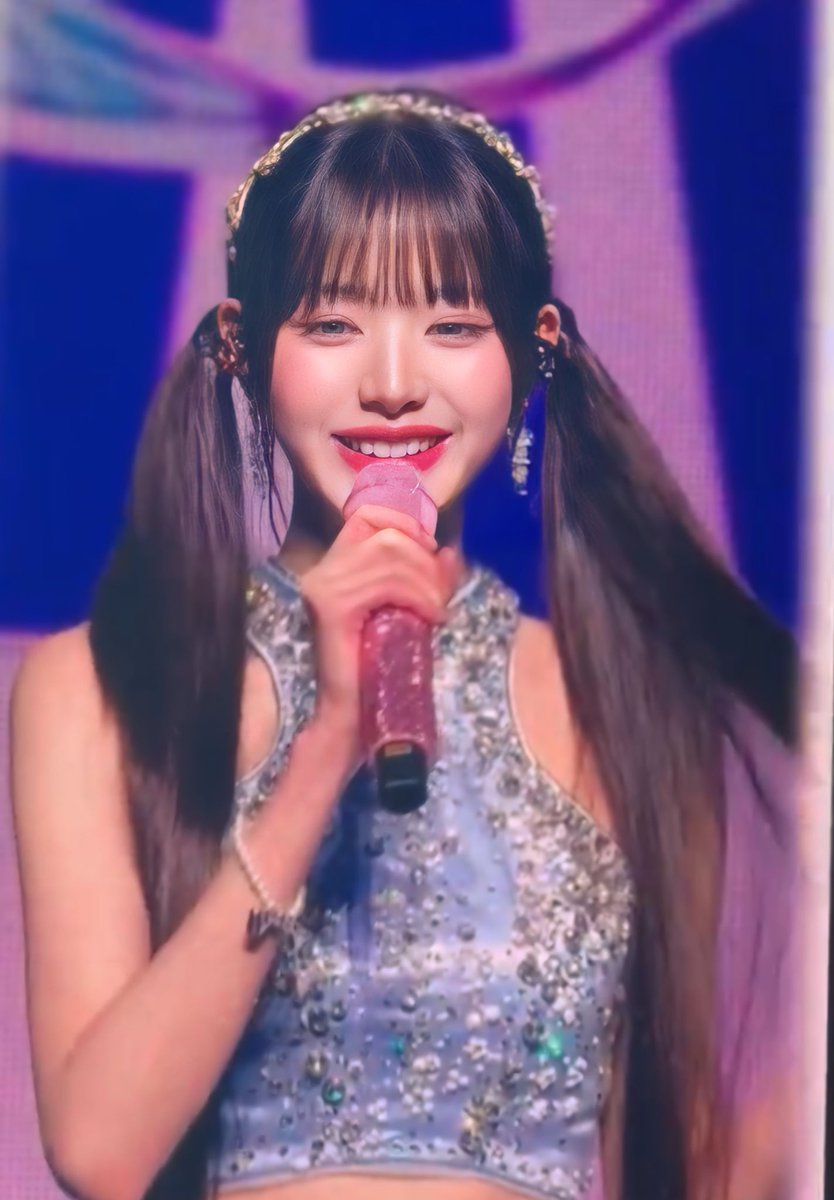 won2nyeong's tweet photo. OUR PRETTY BUNNYOUNG ๐
#IVE #WONYOUNG #์์ #์ฅ์์ #JANGWONYOUNG #์์ด๋ธ #ใฆใฉใใงใณ #VICKYJANG #IVE_WORLD_TOUR
#IVEinChicago #IVEinRosemont #SHOW_WHAT_I_HAVE_IN #SHOW_WHAT_I_HAVE_IN_CHICAGO https://t.co/FtOtUP989Y