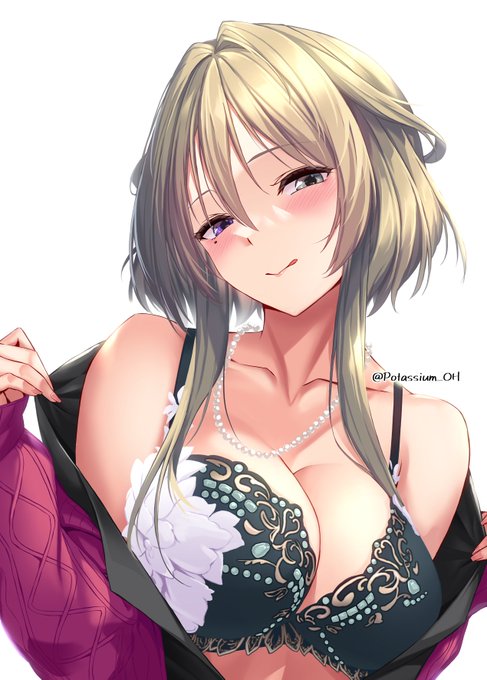 あざらしライブ聴きながら仕上げた聖先輩の誕生日用だったイラストです。 