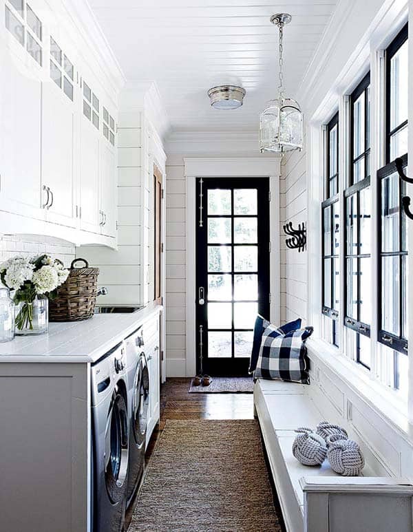 OneKindesign's tweet photo. Mesmerizing Nantucket-inspired coastal cottage on Lake Rosseau
https://t.co/ogPbhKqo32 https://t.co/lBPPg50rRV