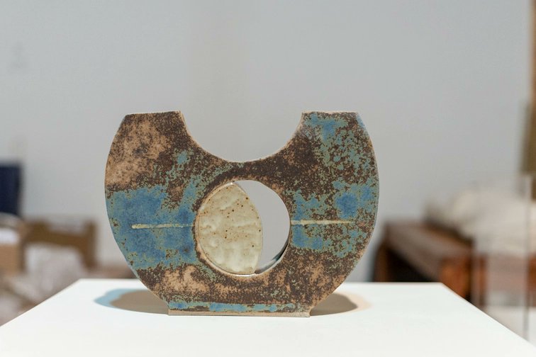 Made at MAC: Celebrating Ceramics @mac_birmingham Until Jun 2 'Celebrating Ceramics showcases the wonderful creativity & skill of participants, & artist pass holders who created work at MAC during 2023.' Details: macbirmingham.co.uk/exhibitions/ma… #Birmingham #TheCultureHour