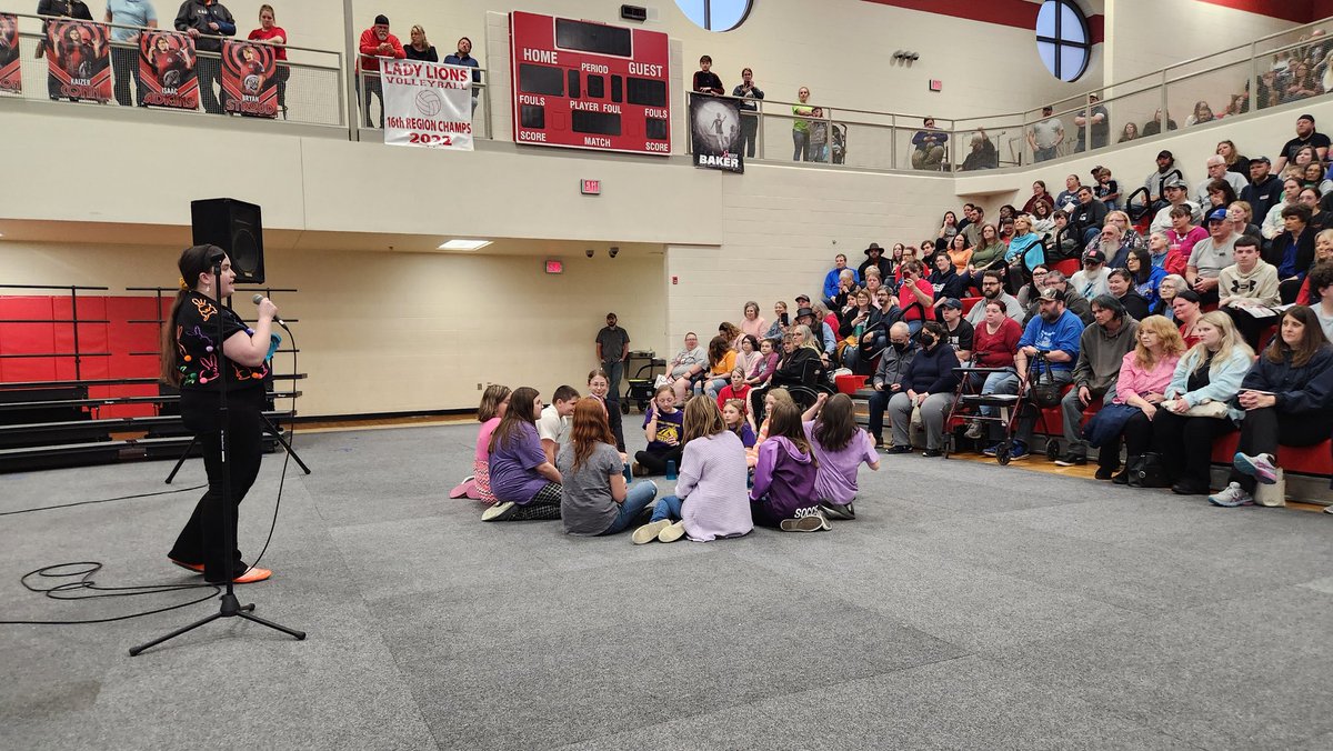 BCHS_Mr_J's tweet photo. Wow! What an outstanding night of sharing. Special thank you to all of the students and teachers who helped make the BCPS Music In Our Schools Month concert a success. It was standing room only! Great things are happening in Boyd County! #MoreThanMusic #BeyondTheBubbles https://t.co/2HM6oOGduH