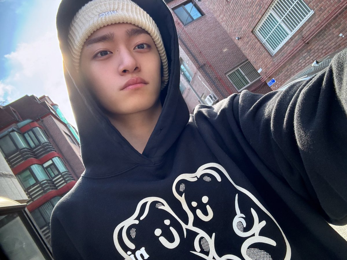 whib_official's tweet photo. ⛅️day

#WHIB #휘브 
#JAEHA #재하 https://t.co/eeQMzAzPv1