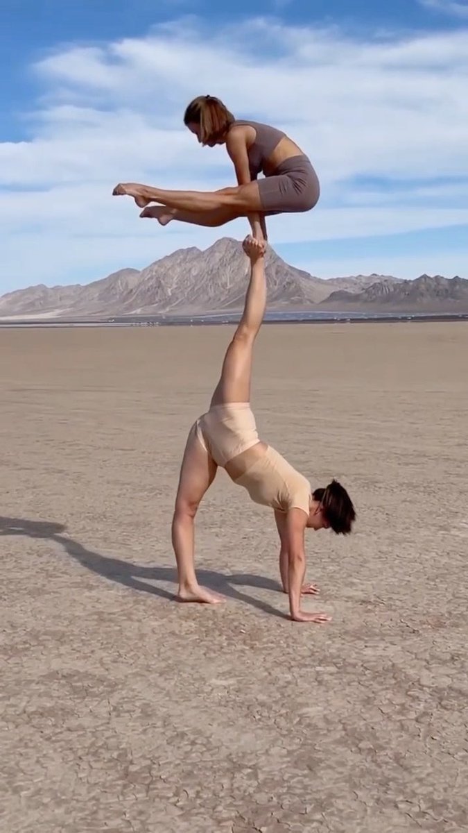 letsssbeok's tweet photo. Dive into the world of yoga and unlock the secrets of mindfulness and self-discovery. #TransformYou #SpiritualWellness https://t.co/iWY5gsTWLO