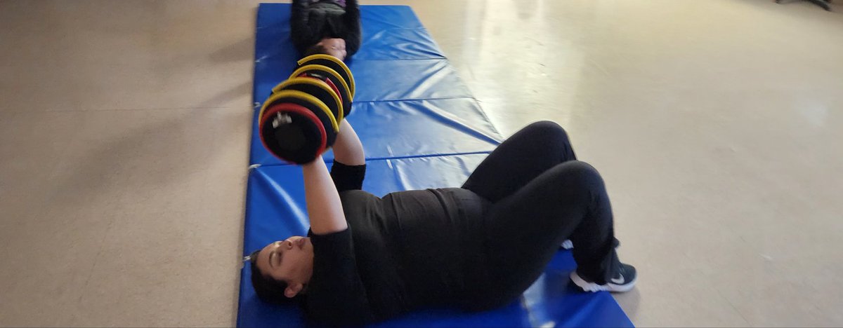 Chastidy J. Flores tweet media