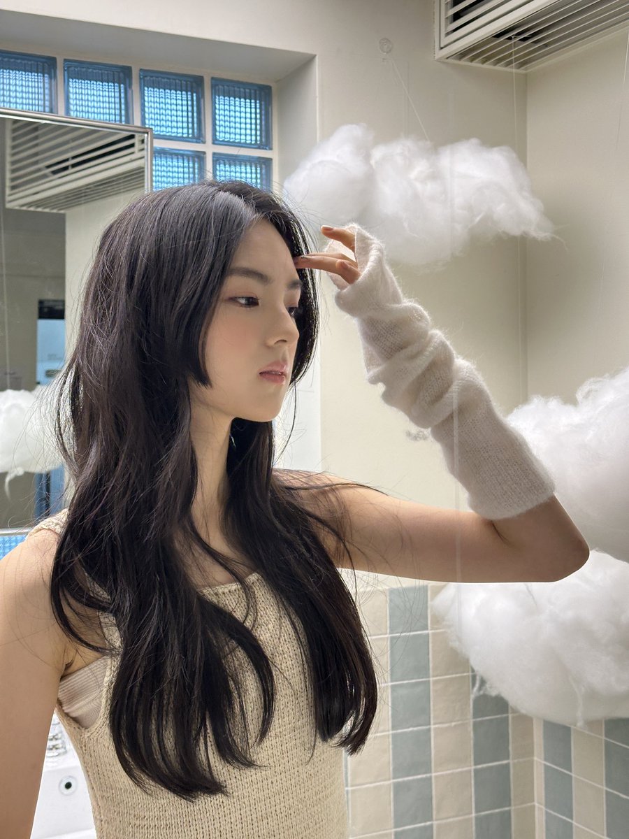 official_gyubin's tweet photo. 🌼Really Like You💚
🇯🇵LINE MUSIC Weekly
▶️NO41

https://t.co/sOn3lMxEPE

#규빈 #GYUBIN
#REALLYLIKEYOU 
#LINEMUSIC
#JAPAN https://t.co/VrTZo2nWOd