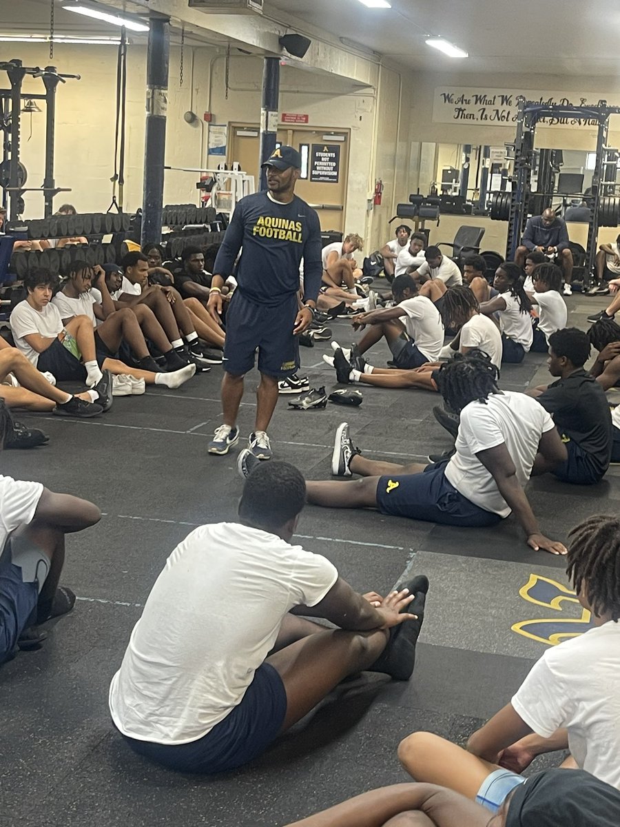 🔷DESTROY DOUBT WITH DOMINANCE🔶 🔸Destroy the negative spirit of doubt with God’s positive gift of dominance🔹 #Brotherly_Love #RuleTheWorld #YouGoWeGo @CoachHarriott