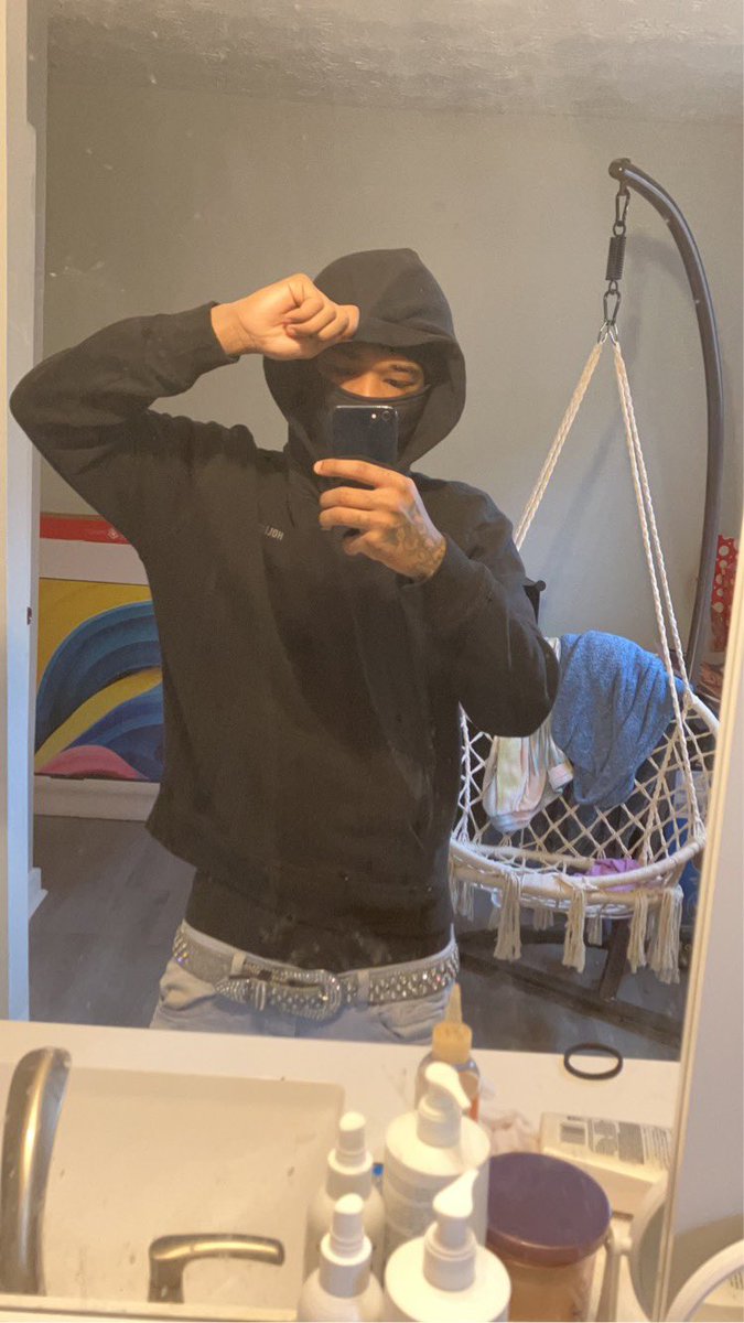 Michael Broner tweet media