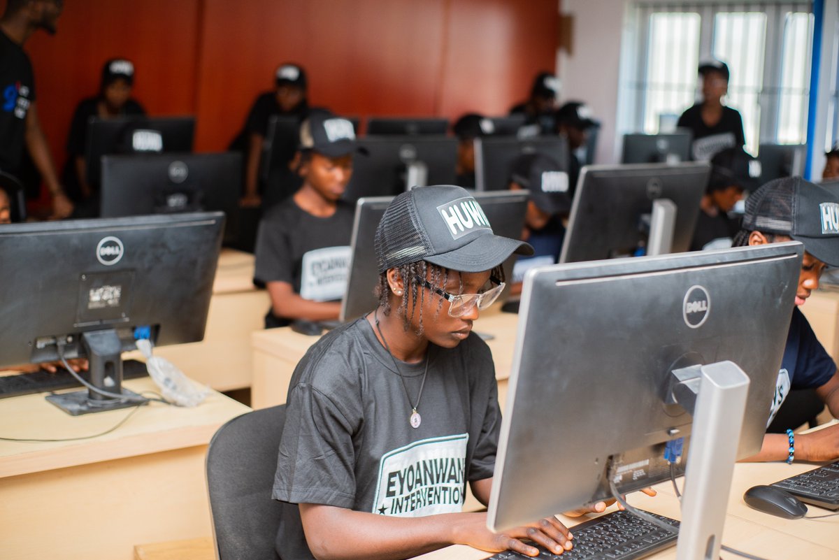 As we prepare for the next phase of the GIRLS IN STEM PROJECT, we look forward to meeting these amazing young girls in Cross River State who are taking a step to shape the future of the Technological landscape of the State.

#tech #womenintech #girlsintech #crossriverstate #guru