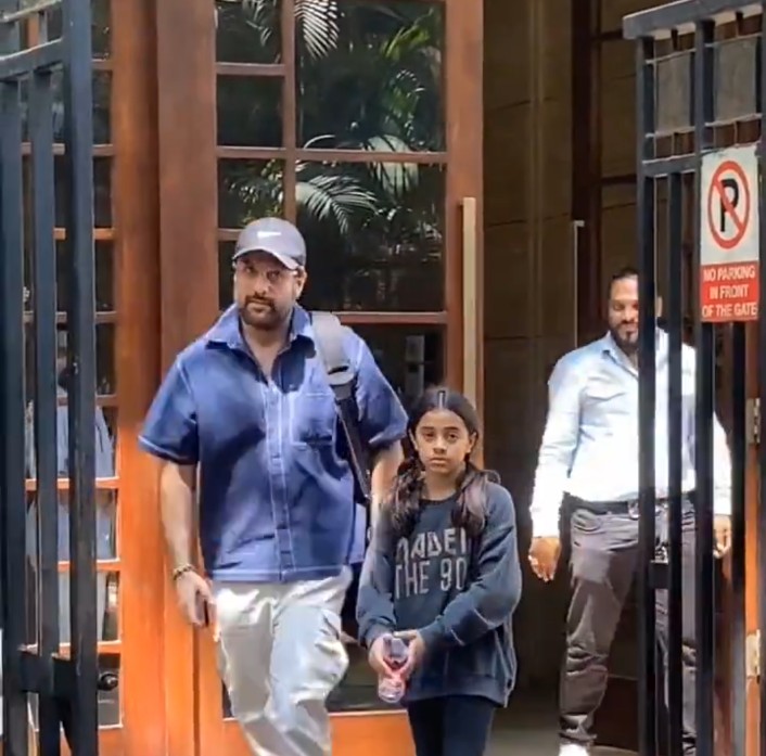 #FardeenKhan  and daughter #DianiIsabellaKhan are spotted 😊 in Bandra ❤️