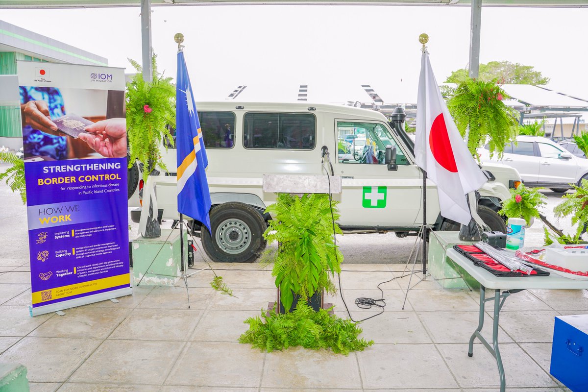 IOM Micronesia (@iommicronesia) on Twitter photo 🚑1st handover of RMI’s infectious disease border mgmt program was a success!
Thanks to support from <a href="/JapanGov/">The Gov't of Japan</a>, IOM delivered an ambulance to Ministry of Health & Human Services. With only 2 working ambulances, this addition is vital for saving lives & strengthening resilience. 🚑1st handover of RMI’s infectious disease border mgmt program was a success!
Thanks to support from <a href="/JapanGov/">The Gov't of Japan</a>, IOM delivered an ambulance to Ministry of Health & Human Services. With only 2 working ambulances, this addition is vital for saving lives & strengthening resilience.