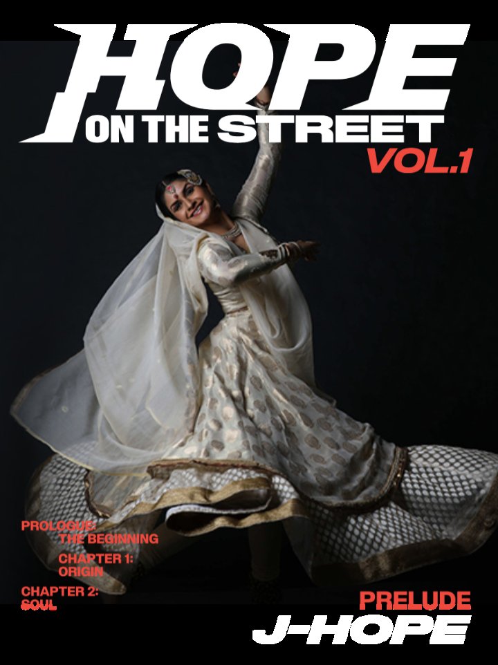 'Kathak' is a classical dance form from North India. It is full of grace and blends tradition with rhythmic innovations! It is performed by both Men & Women alike. 

#HOPE_ON_THE_STREET
#HOPE_ON_THE_STREET_VOL1
#XXXX_ON_THE_STREET