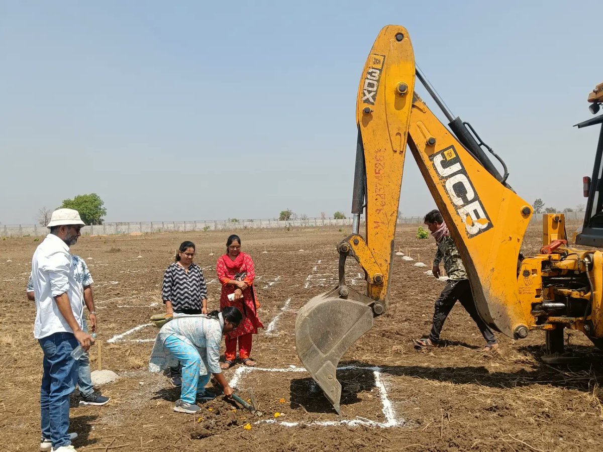 Anoopkheri's tweet photo. Nalanda Abhiyan Campus work has started this week. In the first phase we are building an academic block and residential facilities for 50 students  :) https://t.co/gYy2TpZFJi
