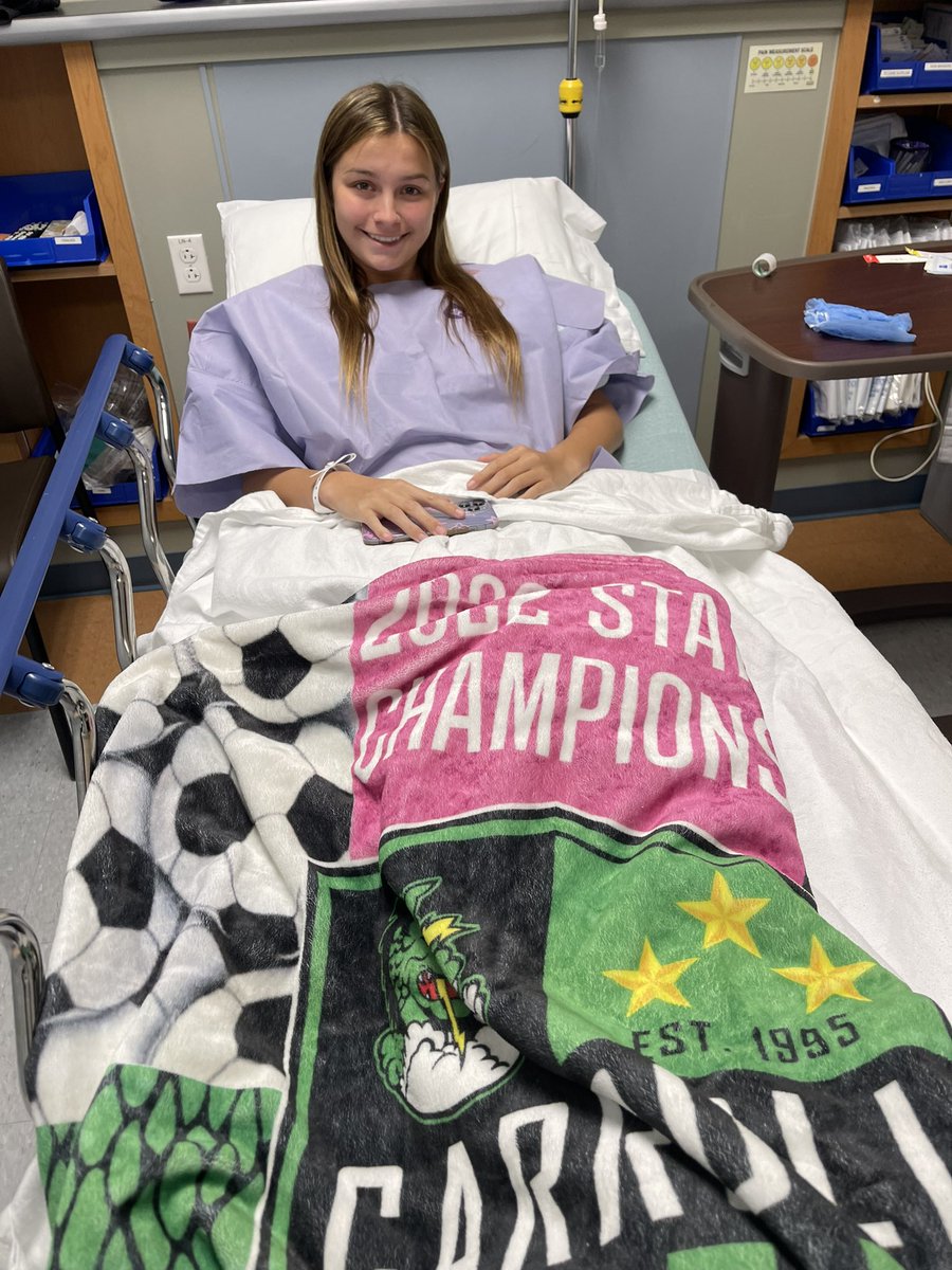 kenzitufts10's tweet photo. Today marks Day 1 of comeback season!!! So grateful to have had an uplifting and amazing medical team that made my surgery day full of success and gratitude. Can’t wait to support my teammates as I work towards getting back on the field! 🫶🏼 ⚽️❤️ #ACLround2 @SCLDS @FCDallas06gECNL https://t.co/GitTfzRfrK