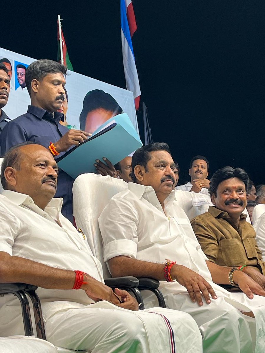 esakkisubaya's tweet photo. மாண்புமிகு கழகப் பொது செயலாளர்  அண்ணன் திரு.@EPSTamilNadu அவர்கள் திருநெல்வேலி 
வாகையடிமுனயில் நடைபெற்ற தேர்தல்‌ பிரச்சாரப் பொதுக்கூட்டத்தில்  திருநெல்வேலி தொகுதியில் போட்டியிடும் கழக வேட்பாளர் திருமதி ஜான்சிராணி அவர்களுக்கு, (1/1) https://t.co/9Jwb36E7cT