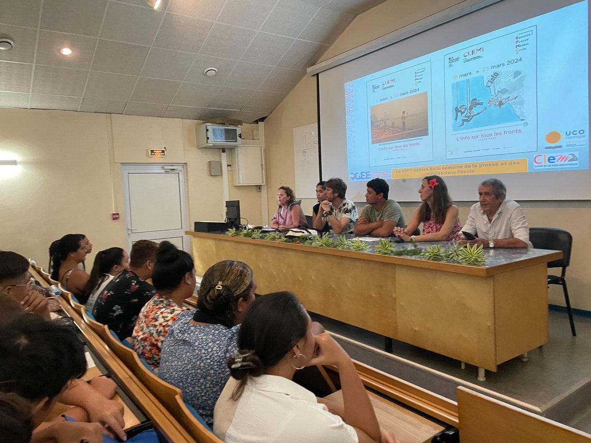 Le village des médias se poursuit en #Polynésie
<a href="/EducationTahiti/">DGEE Polynésie</a>
@LaSpme
<a href="/LeCLEMI/">CLEMI</a>
#EMI #profdoc  30 classes et 635 élèves participent à des rencontres et des ateliers ! <a href="/Prilieux1/">Prilieux</a> <a href="/TihopuTuarai/">Tuarai TIHOPU</a> 

facebook.com/story.php?stor…
