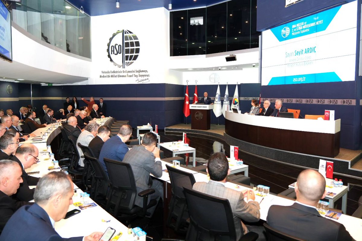 Ankara Sanayi Odası Mart Ayı Meclis Toplantısı’nda konuşan ASO Başkanı @seyit_ardic, güncel ekonomik gelişmeleri değerlendirdi; iş dünyasının beklentilerini aktardı. 👇👇👇 aso.org.tr/post/aso-baska… #sizüretinbizyanınızdayız #herfabrikabirkaledir #bugururhepimizin…