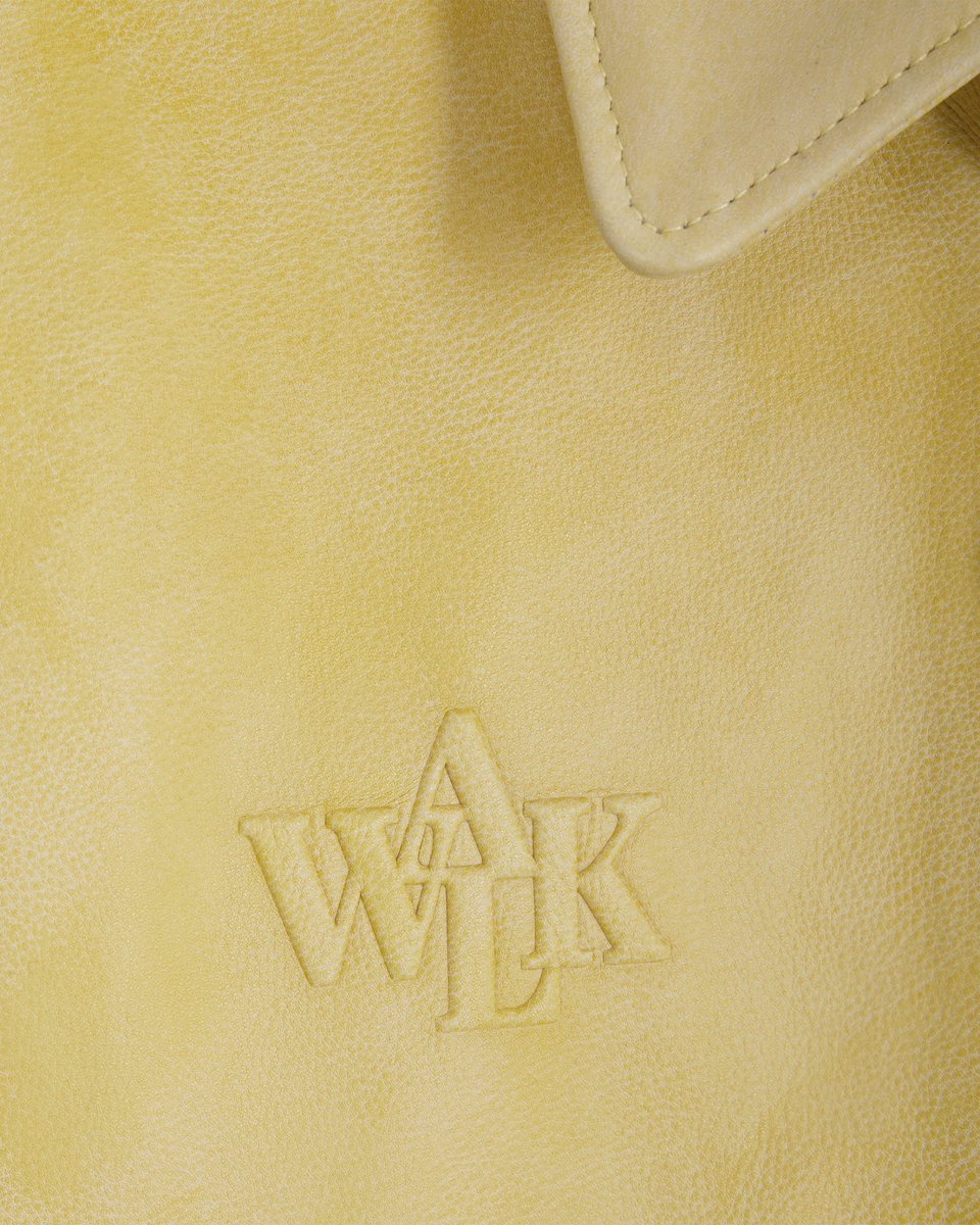 Walk in Paris tweet media