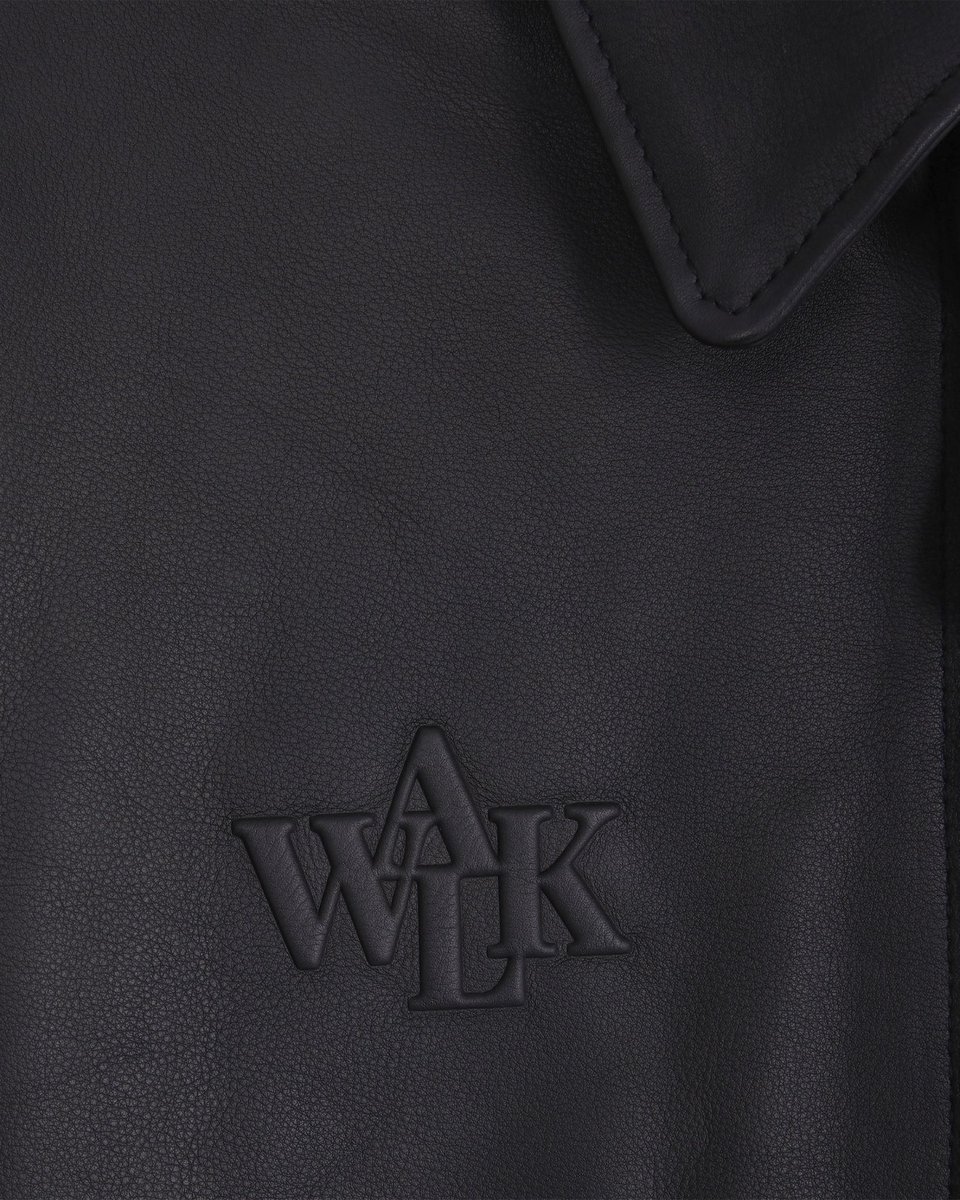 Walk in Paris tweet media