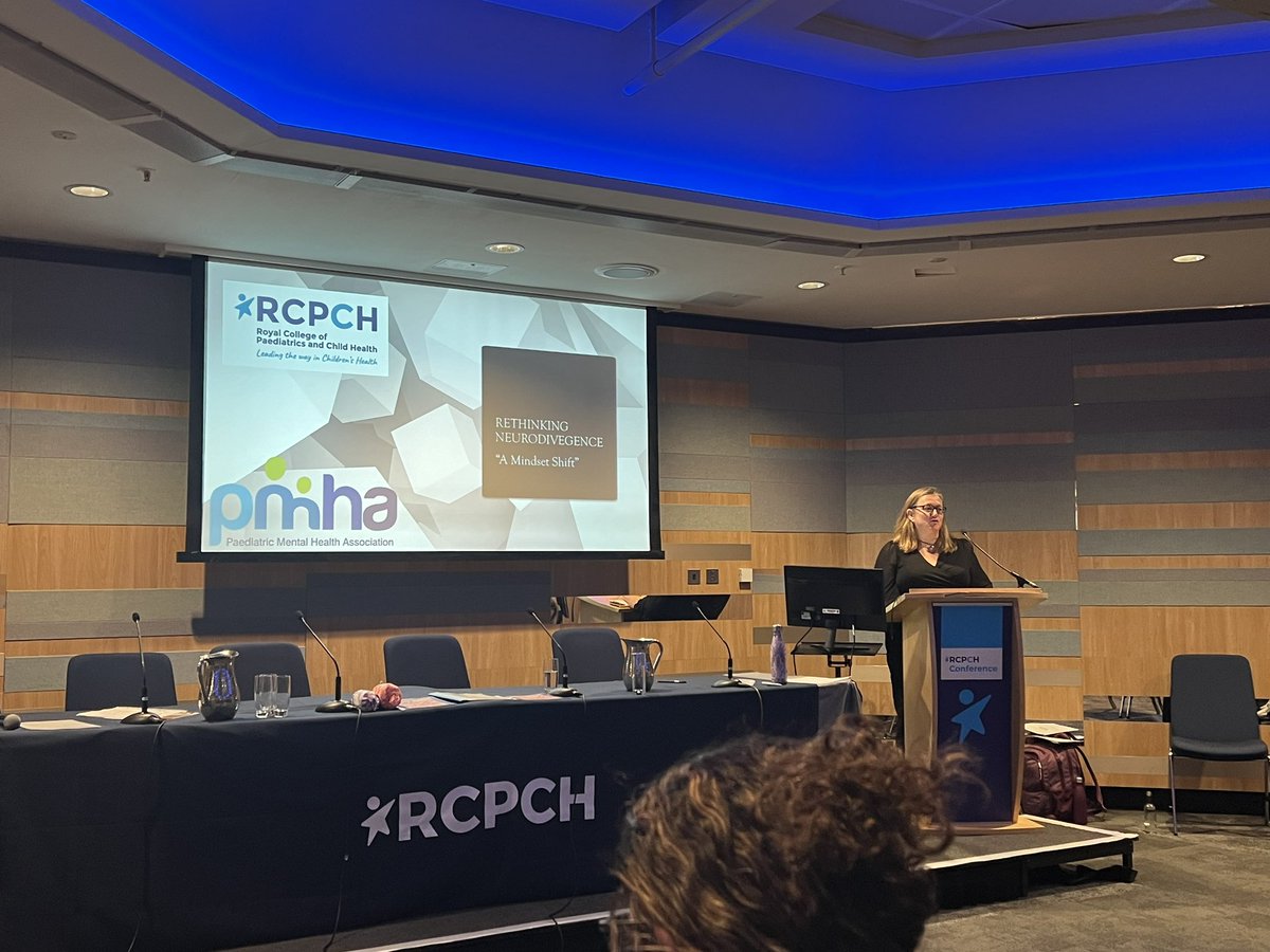 RCPCH day 3 - the wonderful @EmmaBla55820253 chairing the @PaedMHAssoc session on celebrating neurodivergence 🧠✨ #rcpch24