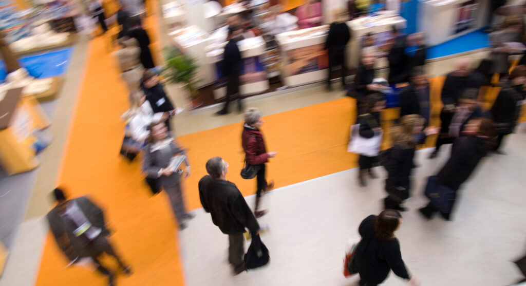BasseCourFr's tweet image. "Le forum emploi de la Plaine de l’Ain au Centre de rencontres de Saint-Vulbas ? Encore une façade de promesses non tenues. #PlaineDeLain #EmploiFictif"