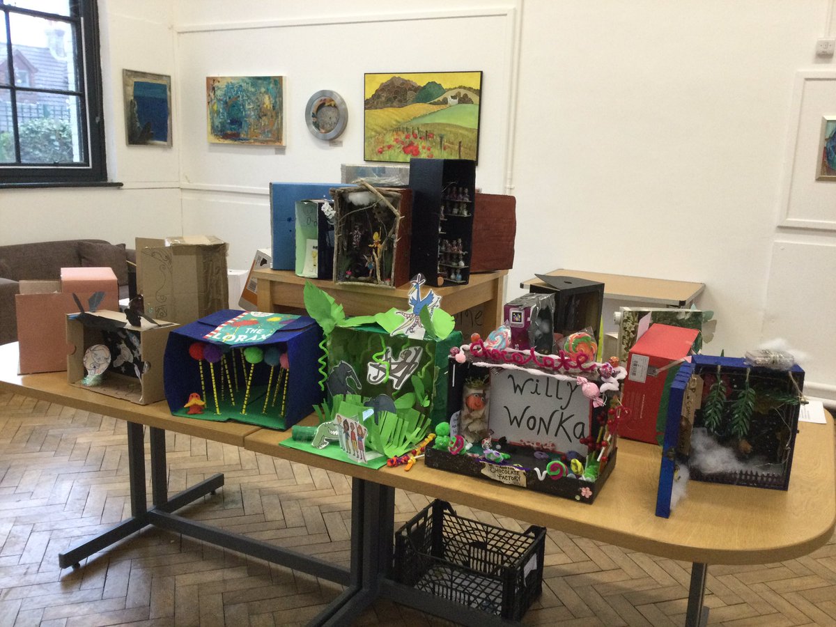 Book nooks galore! 📚 It was wonderful to see all of our lovely book nooks displayed at Hempstead Library yesterday, and all those that turned up. Thank you for your support. They will be displayed until w/c 15th April. 📕 📖 📚