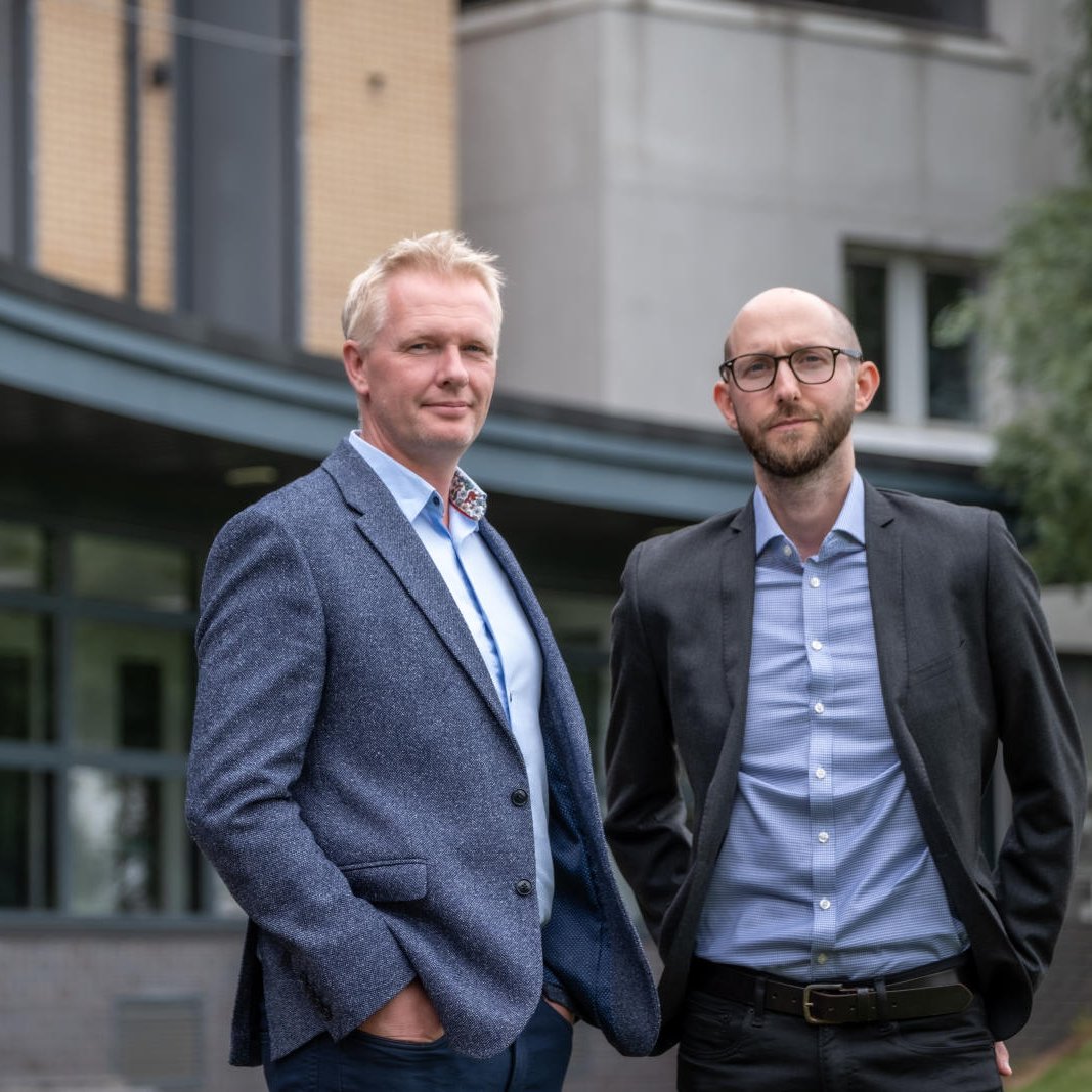 Professors Tom Jackson and Ian Hodgkinson recently presented Digital Decarbonisation at the ‘UK-India Data Stewardship for Climate’ workshop hosted by @iitbombay and jointly organised with @FCDOGovUK, @aaptiinstitute and @ODIHQ 🙌 Read more 👉 lboro.ac.uk/schools/busine…