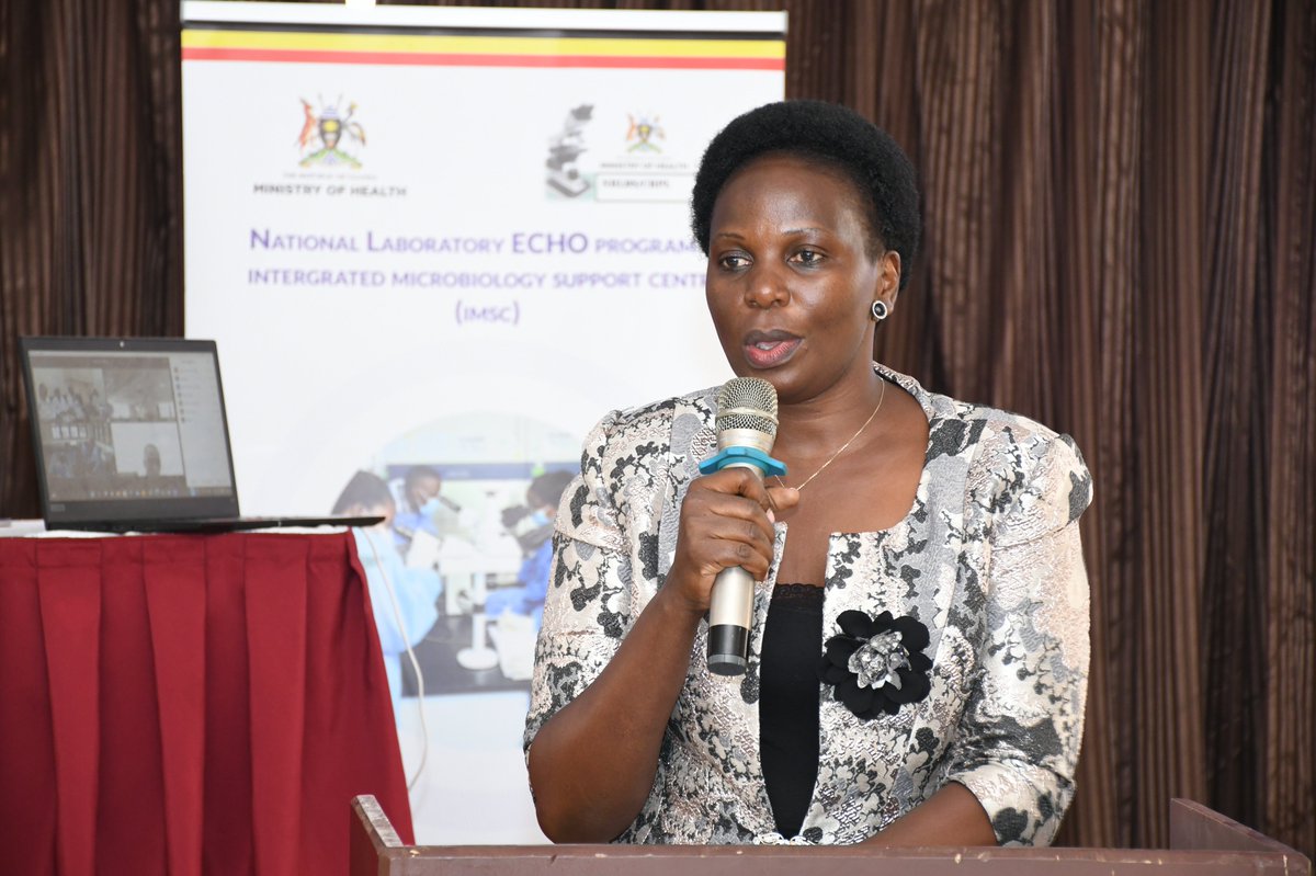 The meeting was opened by the Commissioner @cphluganda Dr. Susan Nabadda. In attendance are DLFPs, Regional Hospital Directors, Regional Lab Directors, Representatives of PHEOCs, Regional Epidemiologists, Reference Labs & Lab implementing partners. @ASLM_News @IDIMakerere.