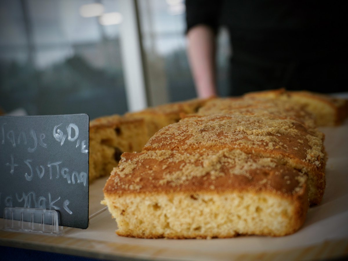 This is not a drill… it’s a cake… lots of them… to raise money for charity… and they are only available until 12PM #CakeAlert #GoYellow Level 1 Catering students are holding a brilliant bake sale in Central Point to help raise for @mariecurieuk Enjoy!