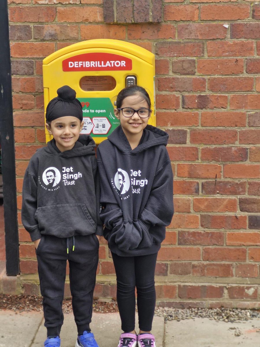 First of four defibrillators commissioned today in Claverley . Thank you to our sponsors and supporters as these could potentially save lives 🙏🏽🙏🏽 #defribillator #savealife #Claverley #Charity #fundraising #donations