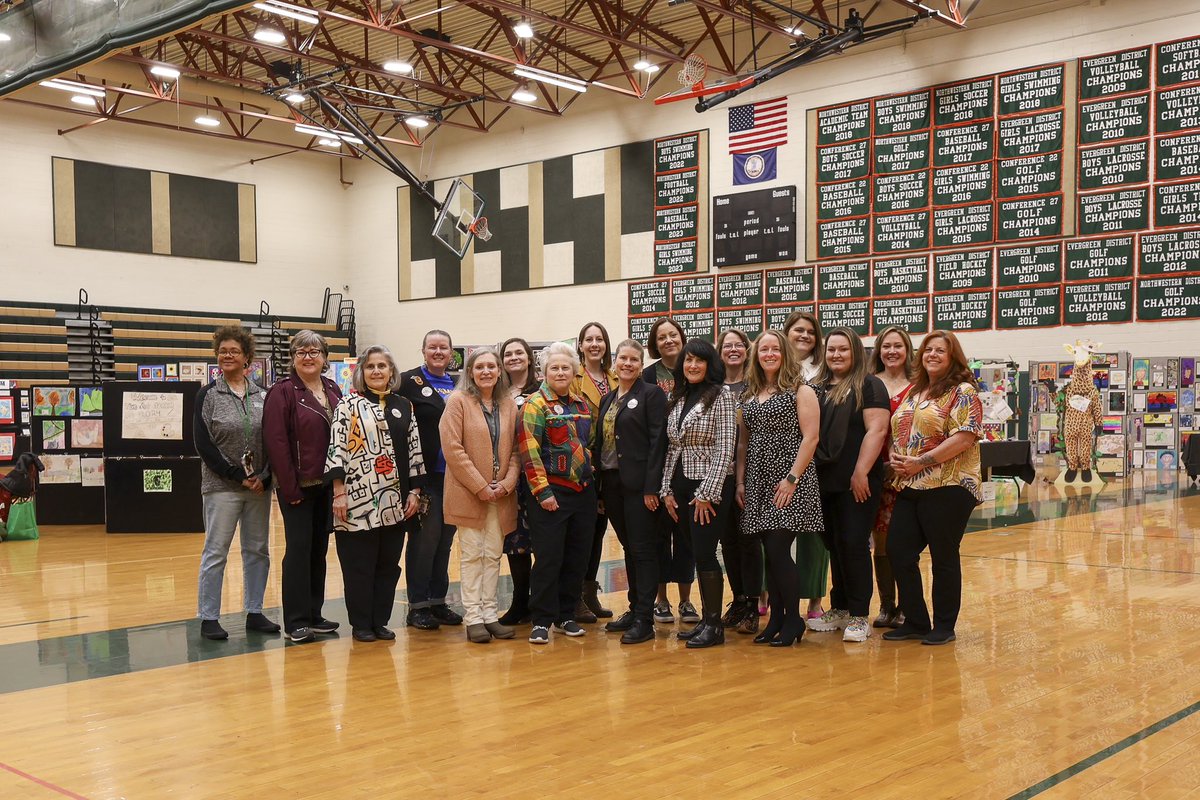 What a dedicated group of Arts Educators! Well done last weekend to all our fcps1ARTS teachers 👏 The @FCPS1News Arts Festival was amazing! #fcps1ARTS #fcps1ARTSyam24 #vaartedYAM24