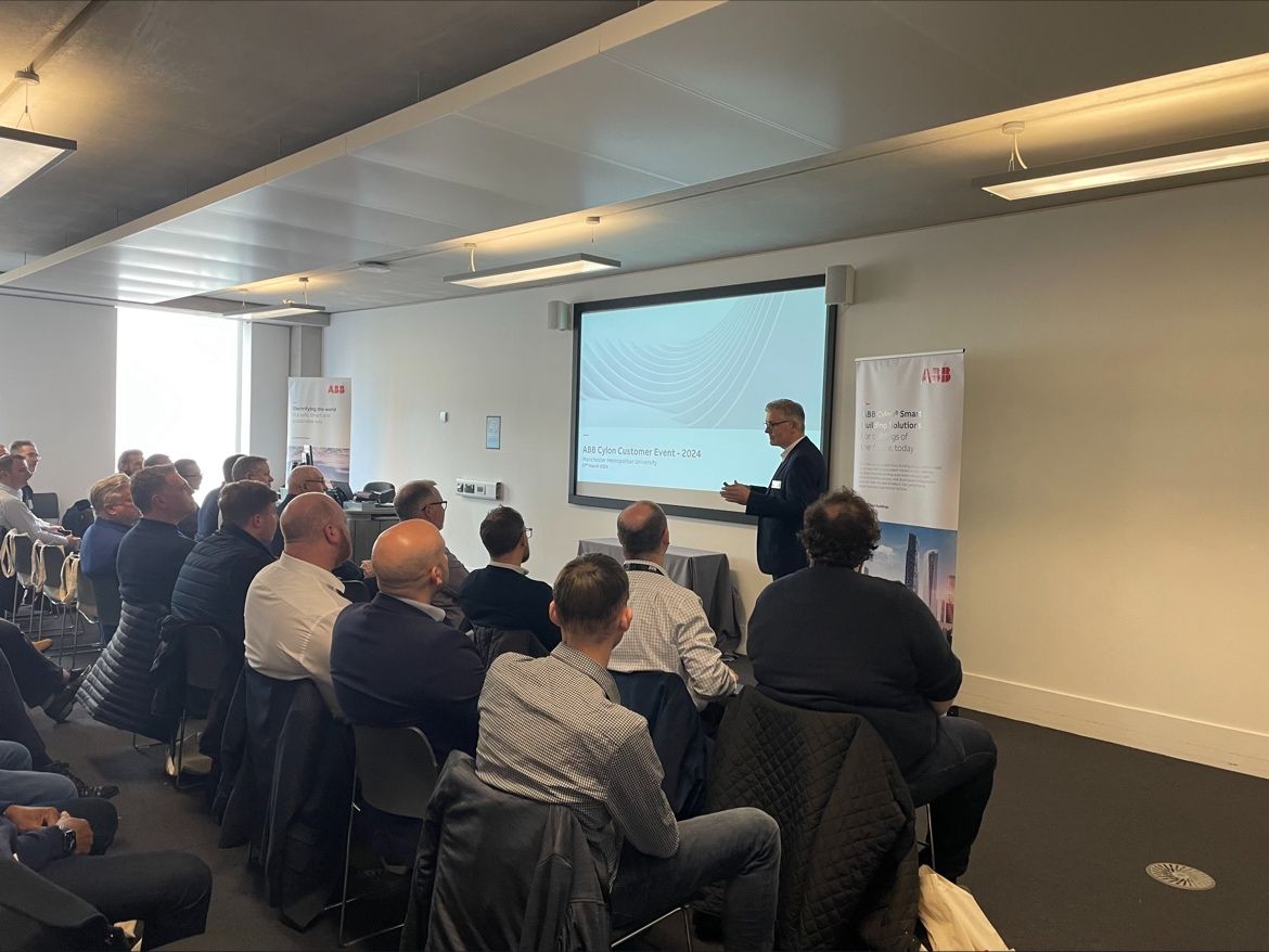 We are pleased to welcome some of the UK’s leading system integrators to our #ABB Cylon event, hosted at @ManMetUni today. The event will provide guests with the opportunity to discover more on the latest developments in #SmartBuilding technology.