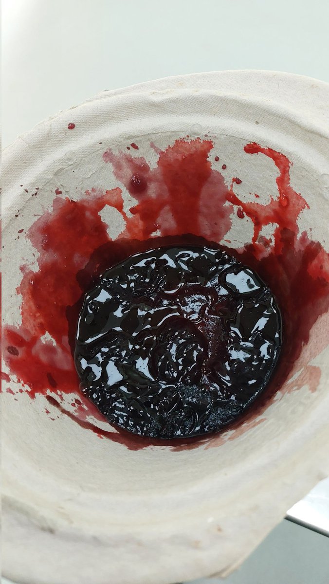 UHNM_Sim's tweet image. Our first run of the FY2 sims ran relatively smoothly yesterday. There was a bit of a sweat getting George's silicone leg skins attached, but with a good bit of yoga (from George's part) we managed it.
@UHNM_NHS
#Moulage