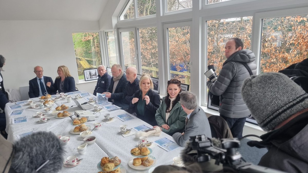 The good crockery in use today at the Lock Keeper's Cottage in Toomebridge as FM Michelle O'Neill, DFM Emma Little-Pengelly and Daera minister Andrew Muir meet members of the Lough Neagh Partnership. @BBCNewsNI