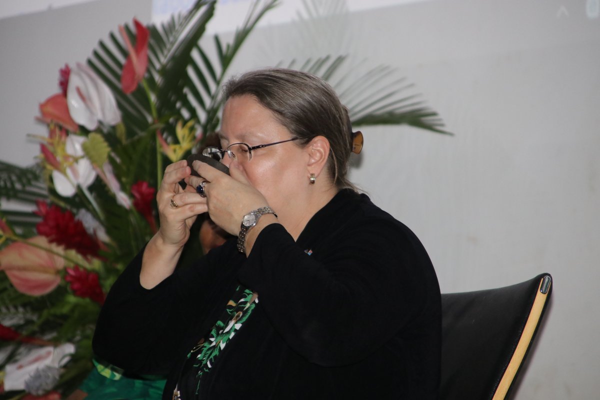 FNUFiji's tweet photo. 📌 The Fiji National University is highly grateful to have officially welcomed today to Natabua Campus in Lautoka, the U.S Ambassador to Fiji, Kiribati, Tonga, Nauru and Tuvalu, Ambassador Marie Damour.
#TeamFNU #NoquFNU #HumaraFNU https://t.co/umPD9UNbY3