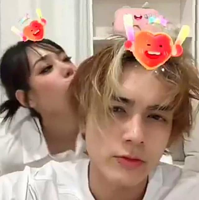 lecvite's tweet photo. โมเม้นน่ารักๆของชาลีกามิน📷📷📷 #ชาลีกามิน #charliepotjes #지가민 #지또먹 #โหนกระแส LLOUD https://t.co/acI4RQ8eaP